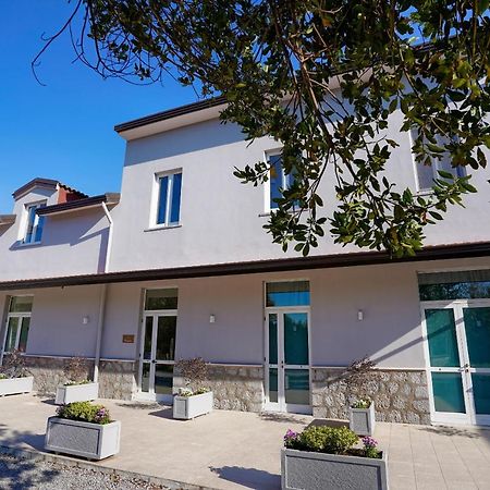 Bed and Breakfast Cascina San Michele Фишано Экстерьер фото