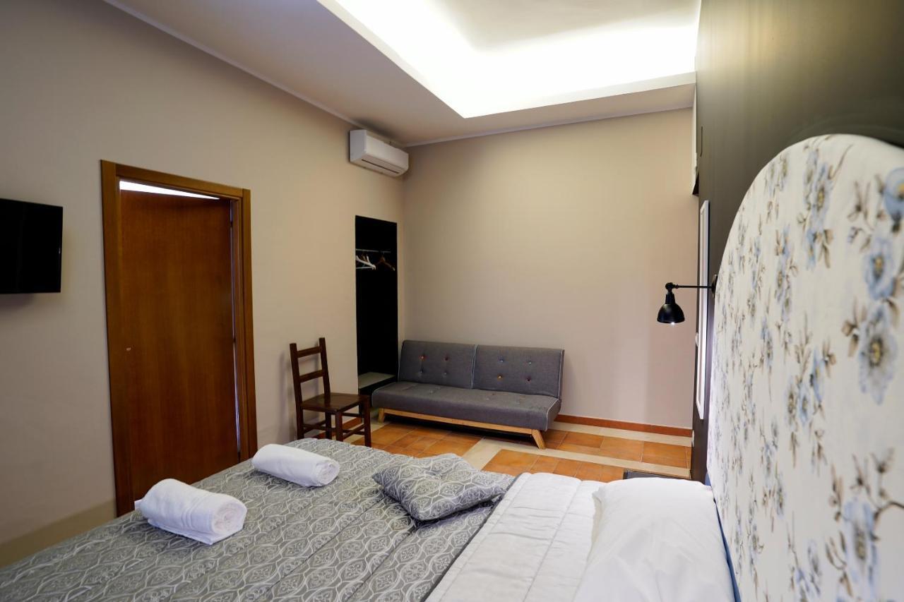Bed and Breakfast Cascina San Michele Фишано Экстерьер фото
