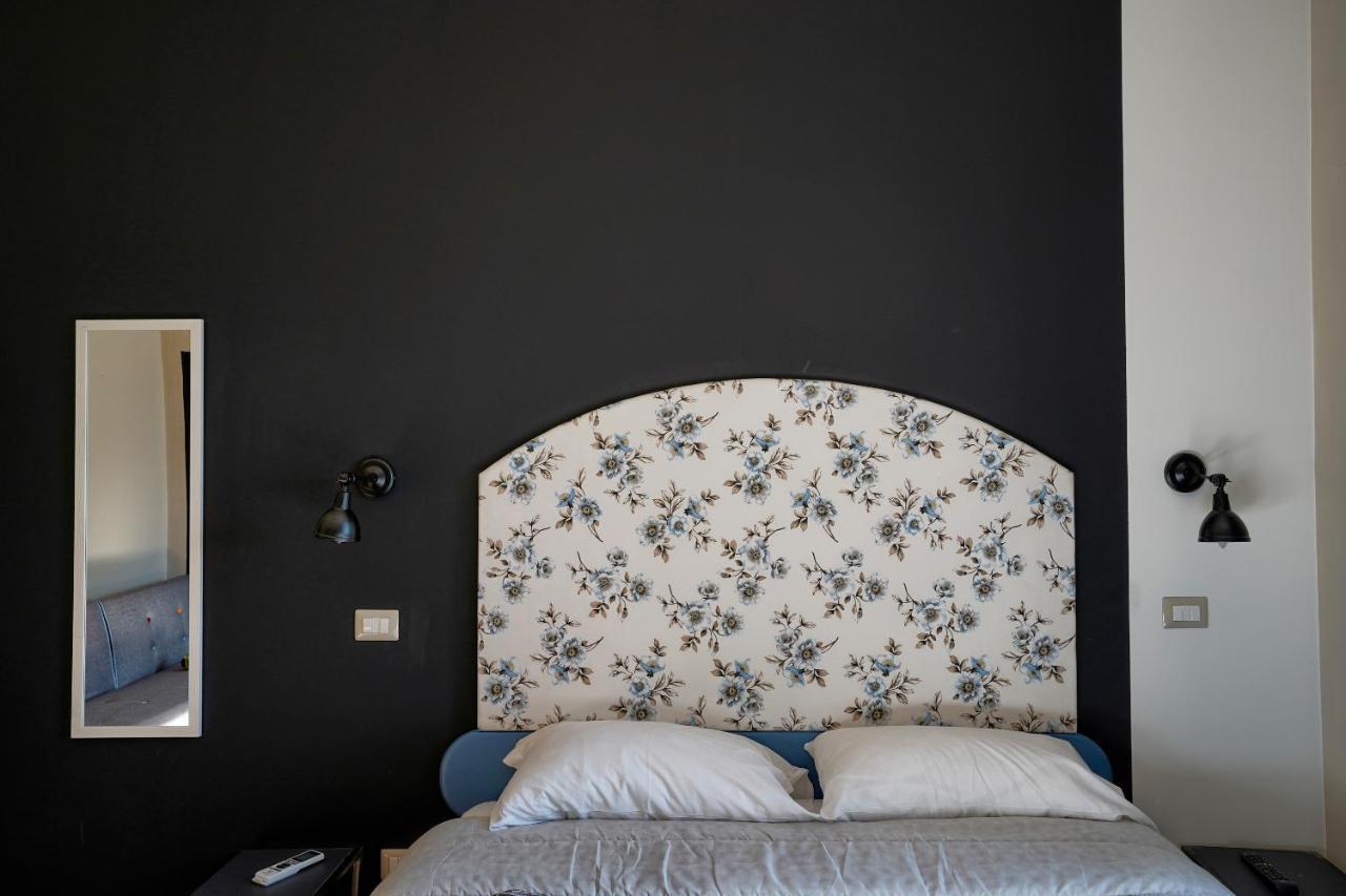 Bed and Breakfast Cascina San Michele Фишано Экстерьер фото